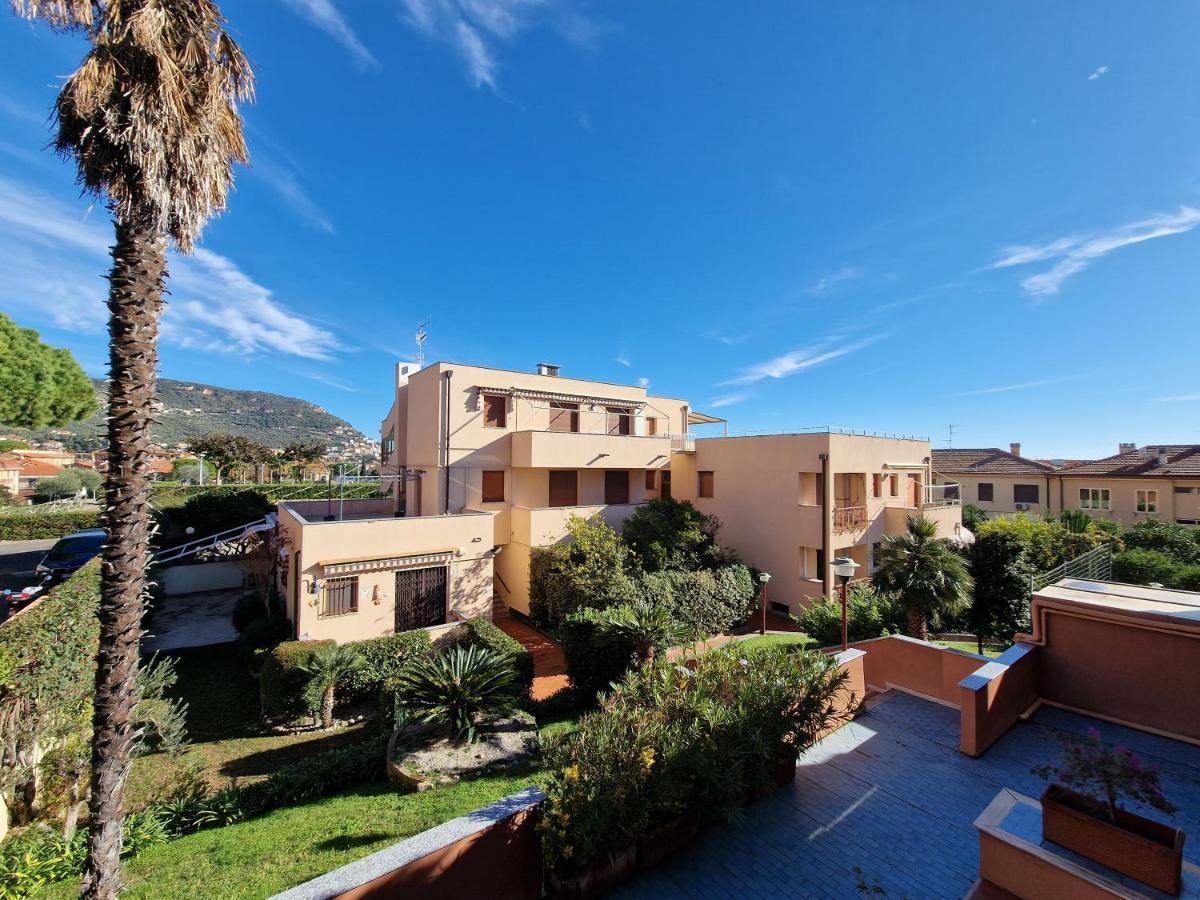 Via Alberti Terrazza Vista Aperta- Free Parking Daire Pietra Ligure Dış mekan fotoğraf